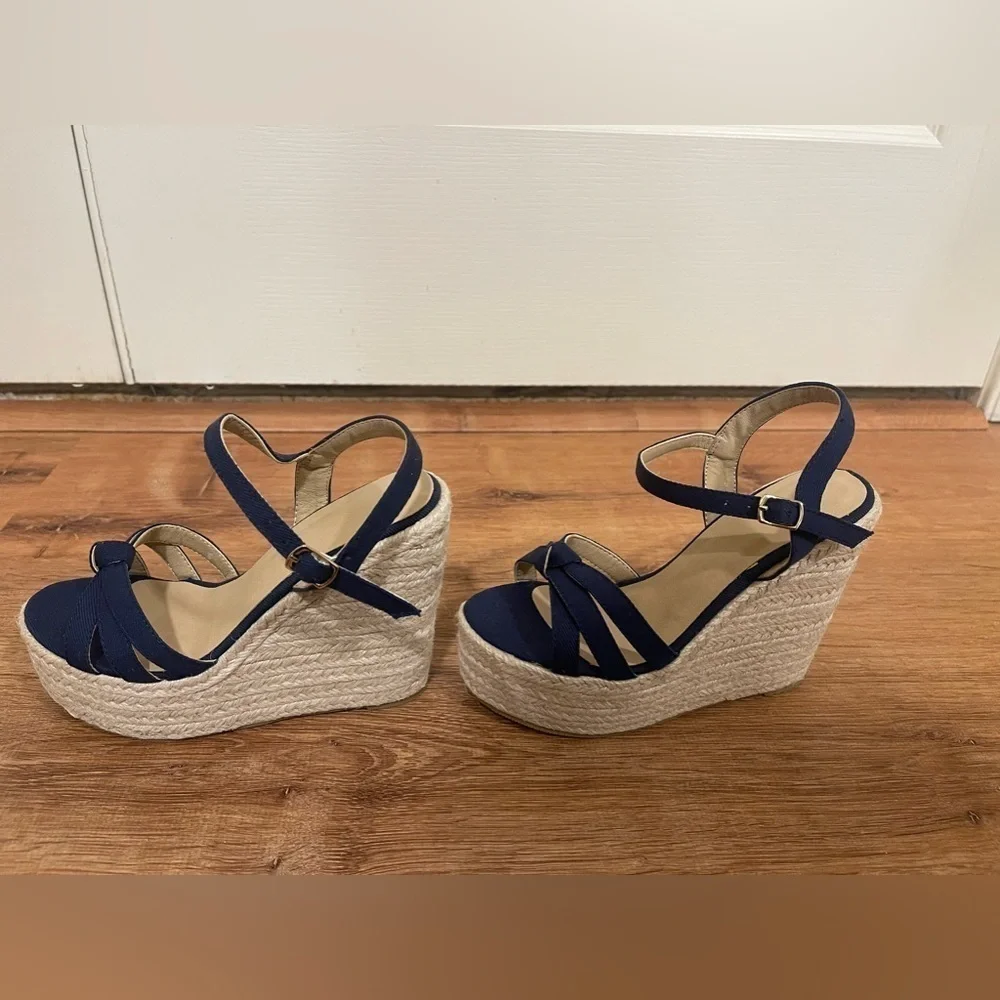 Tscoyuki blue espadrilles